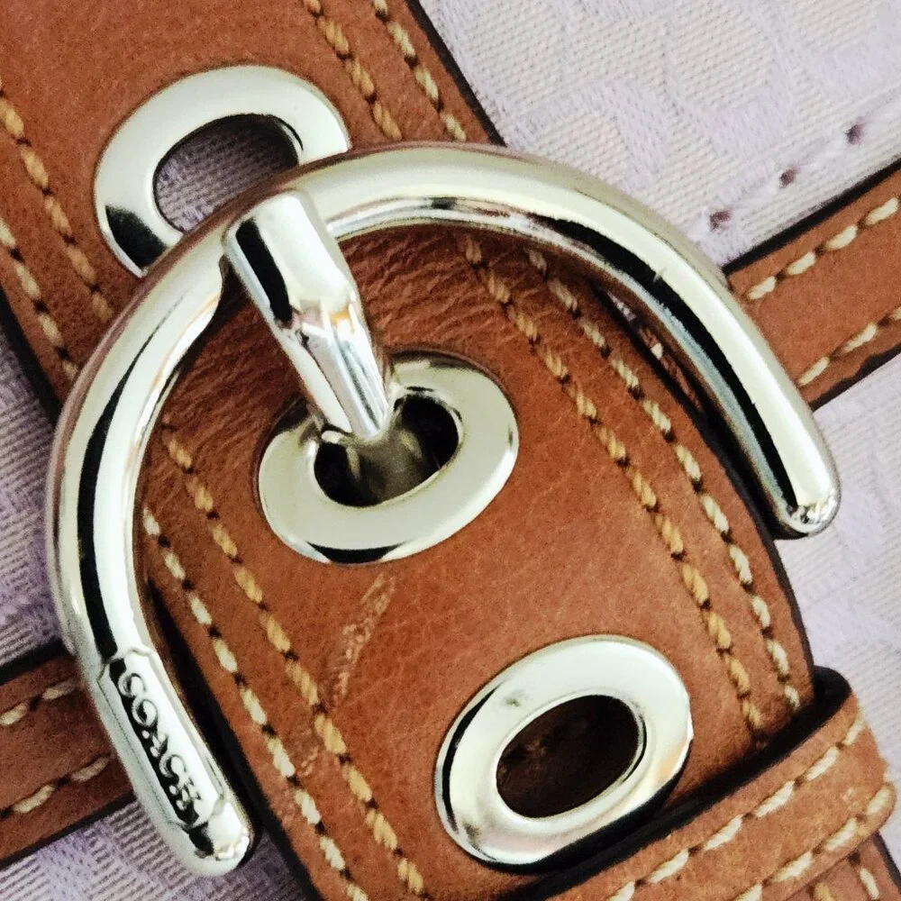 Like New Coach Soho Lavendar Signature C's Crossbody Bag